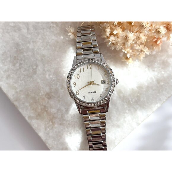 Silver Toned Rhinestone Vintage Stretch Ladies Vintage Wristwatch - 28mm WORKS! - Picture 10 of 10